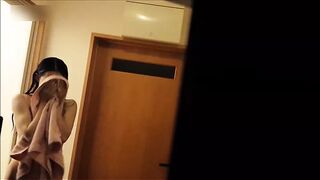 Peep at skinny neighbour after shower