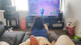 my step sister gives me an oiled footjob with her black toes while playing Fortnite