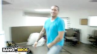 BANGBROS - Big Booty Cable Providers Kelly Divine and Sasha Grey Deliver The Goods
