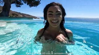 Camsoda - Sexy Brunette Plays With Her Pussy Underwater