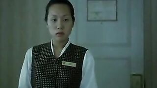 epouse soumise baisee levrette devant maid asiate