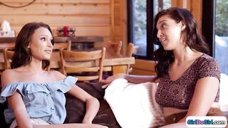Straight chick dared to kiss lesbian gf