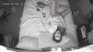 Young h. Senior Whore Masturbates in Tight Leggings (REAL HIDDEN CAM)