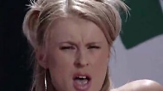 Sandra Russo Scene