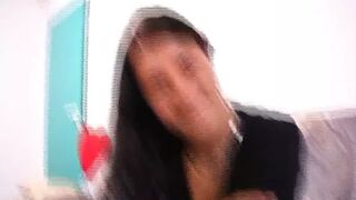 Riesen Titten Teen bessert sich ihr Taschengeld auf