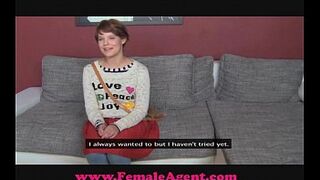 FemaleAgent Shy hippie tastes pussy