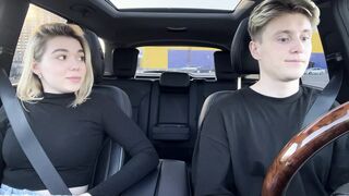 Paid for a taxi with a blowjob - in the car - outdoor