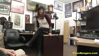 Stunning Brunette Babe Sucks & Fucks For Easy Cash