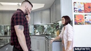 Cock clean up in the kitchen
