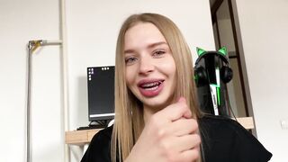 Californiababe deflowered a nerd friend