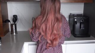 Stepsister squabbled her pussy