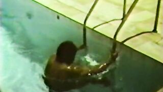 TEM PIRANHA NO AQUARIO (1982) Dir: Vital Paulino Filho