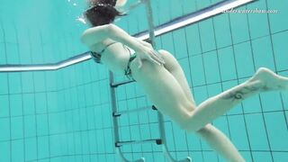 Underwater pure hot erotics with Markova