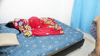 Fucking in the same bed with my girlfriend's best friend CUM-SENOS - Porn in Spanish
