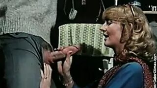 Hot office fuck with sexy milf sliding on fat big fucker