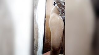 Bhabhi ne gand me kya dala hot indian bhabhi bathing