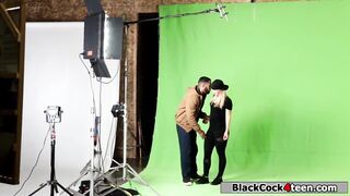 Horny fan sucks her idols black cock