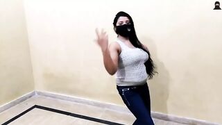 ASAN KUNDI NI KHOLN SABA SEXY PAKI DANCE