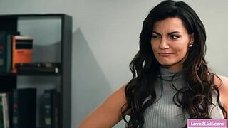 18yo lesbian licks stepmoms and her boss