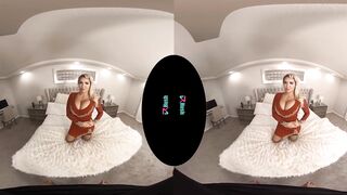VRHUSH Busty MILF Anna Nicole West fucked by her new roommate