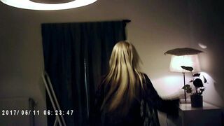 Blond Russian babe loves Fuck machine The Sybain
