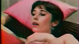 Les Fesses de hotesse (1981)
