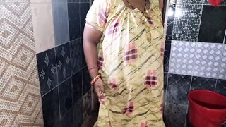 Bhabi ki hot jawani mast hai so hot sexy figure