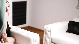 The beauty came to the casting and got a CREAMPIE on the couch