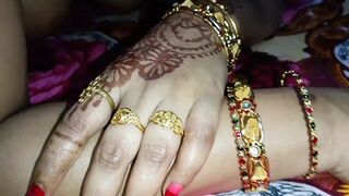Desi bhabhi Pooja ne cheat kiya apne husband ke sath