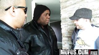 Mofos - Milfs Like It Black - Milfs Dont Like it Vanilla sta