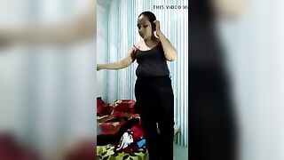 Makcik balik kerja terus bogel