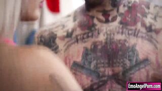 Tattooed babe suck n fuck by her trainer