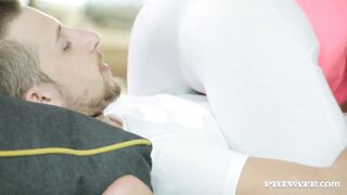 Lexi Dona Twerks on Her Man and Analized