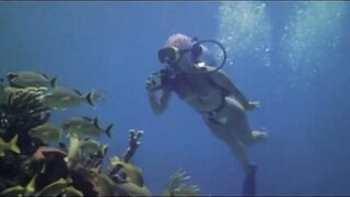 Nude Celebrities - Underwater Scenes