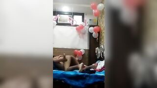 Bhabhi ke birthday pe Chod Chod ke chikhe nikalwayi.