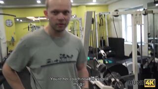 HUNT4K. Young bitch is hypnotized by banknotes so why...