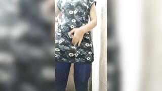 New bangali bhabhi caught when masturbation at house