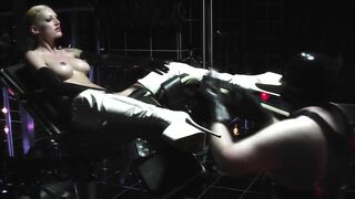 Amazone Rachel tortures slave in Munich with branding