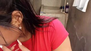 I entered through my neighbor's roof and she was taking a bath when she saw me at once and began to suck my dick