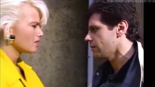 Carolyn Monroe Easy Blonde