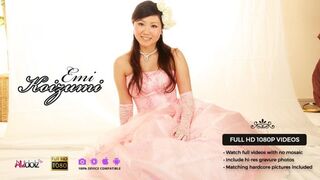 Sweet Japanese woman Emi Koizumi swallows a hairy hard dick