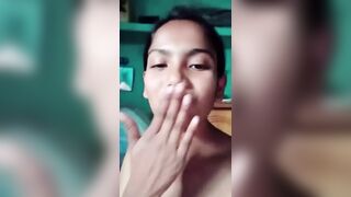 Beautiful Girl Showing Her Small Boobs Pussy