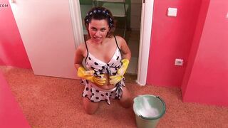 Floor washing is nice prelude for dildo games