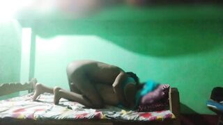 Desi bhabhi ki romantic chudayi with her brother friends