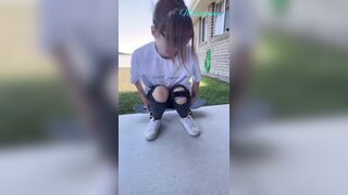 Tattooed skater girl get hard wet orgasm in public