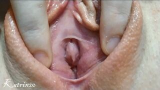 Wet pussy girl emits a lot of juice after Masturbation close up
