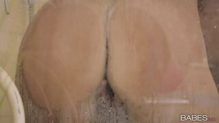 Jenifer Jane fucks stranger in Bathroom