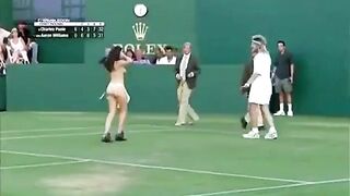Funny sex in tennis match