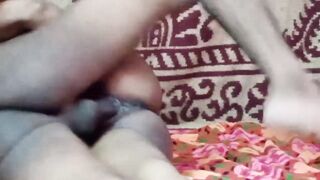 The owner gave Makin a drink and fucked Mistress's pussy
