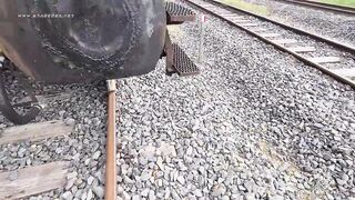 PUBLIC SEX between trains and tracks !!